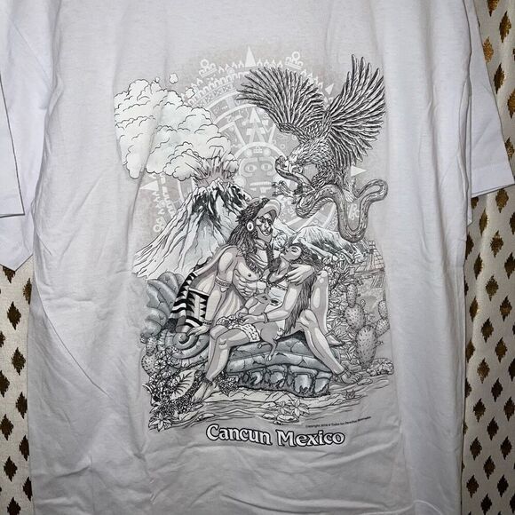 Cancun Mexico souvenir t-shirt size L - Picture 1 of 3